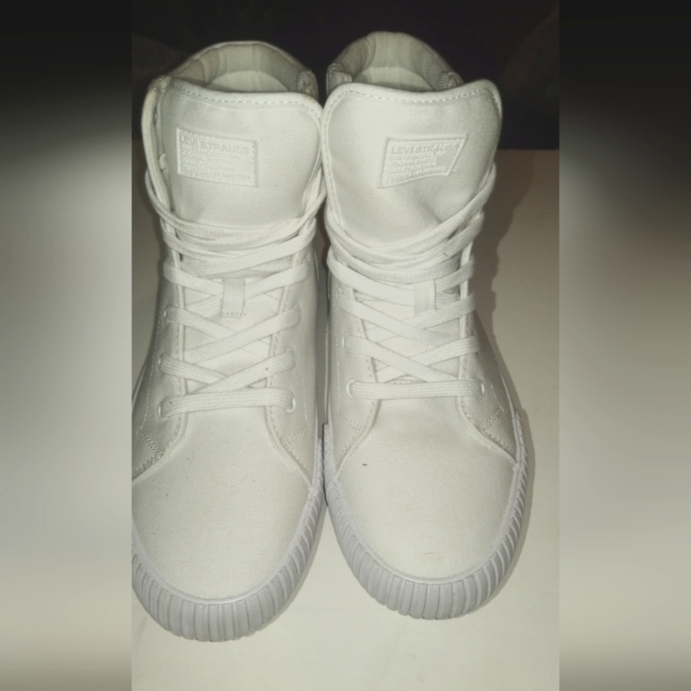 Women's Levi's Olivia hightop sneakers